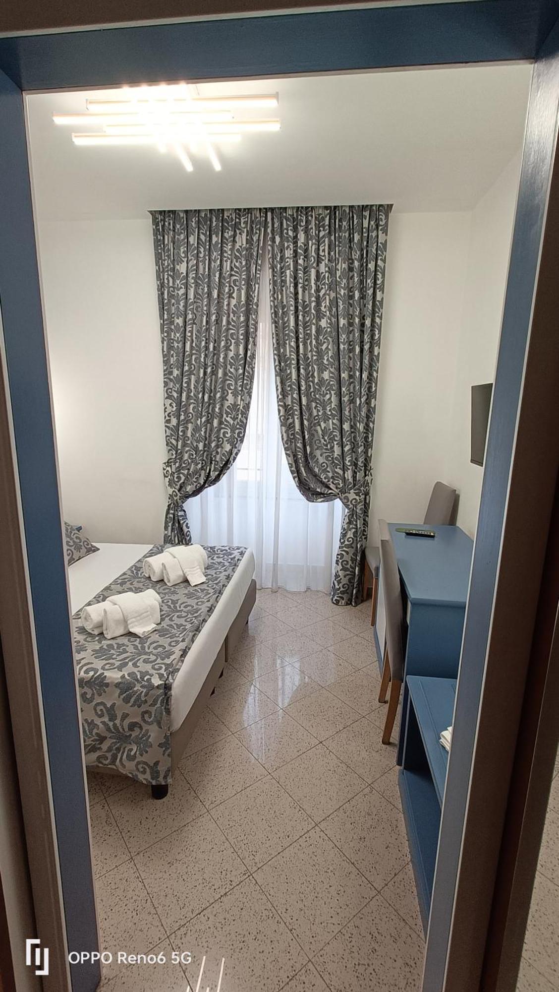 House 4 Mori Otel Roma Dış mekan fotoğraf