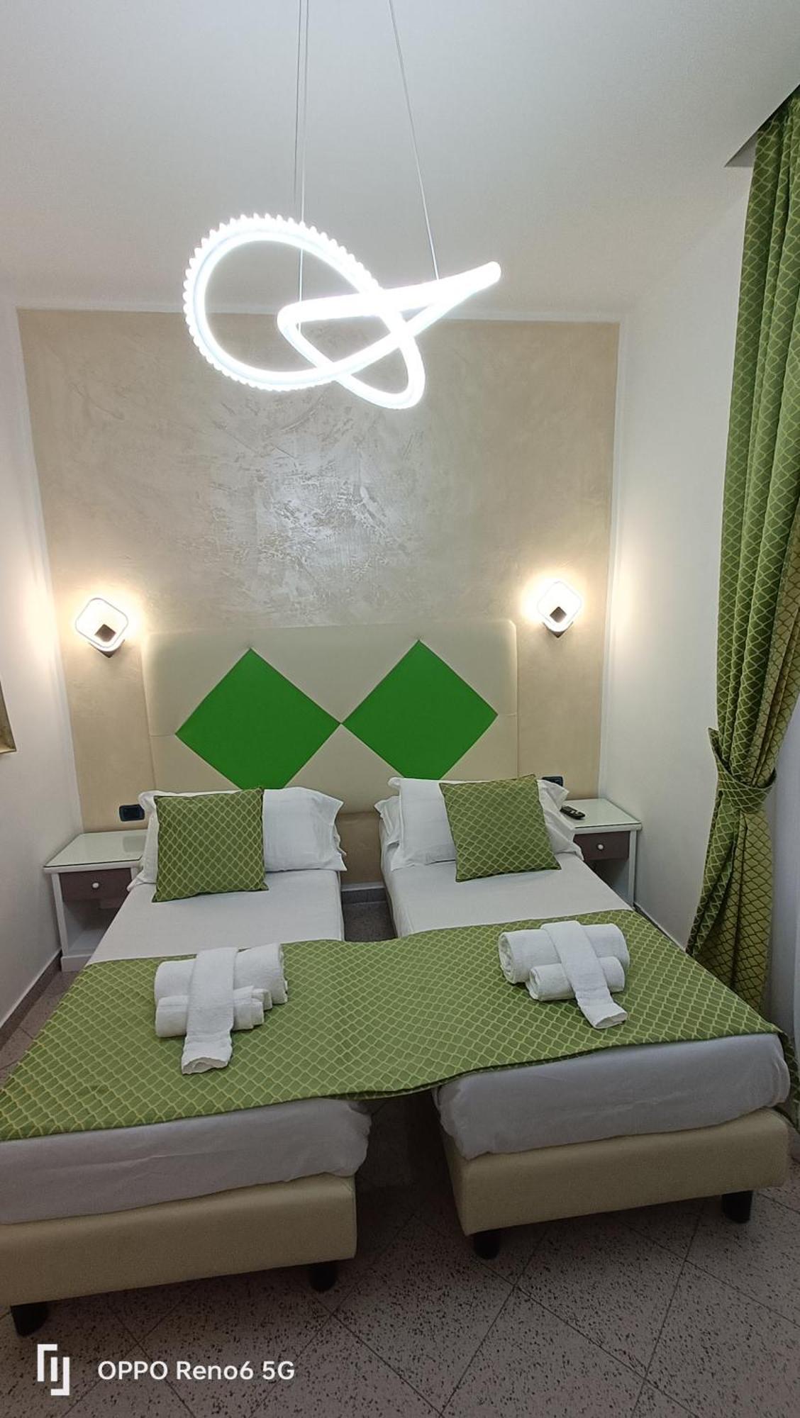 House 4 Mori Otel Roma Dış mekan fotoğraf