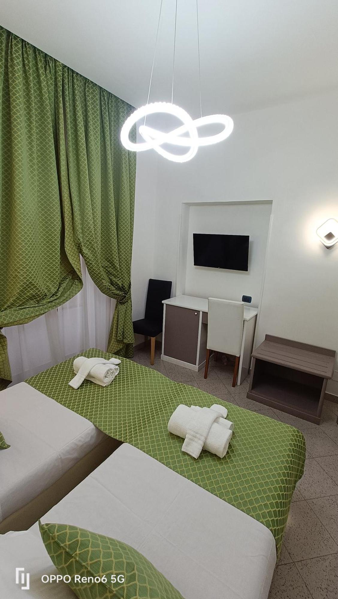 House 4 Mori Otel Roma Dış mekan fotoğraf