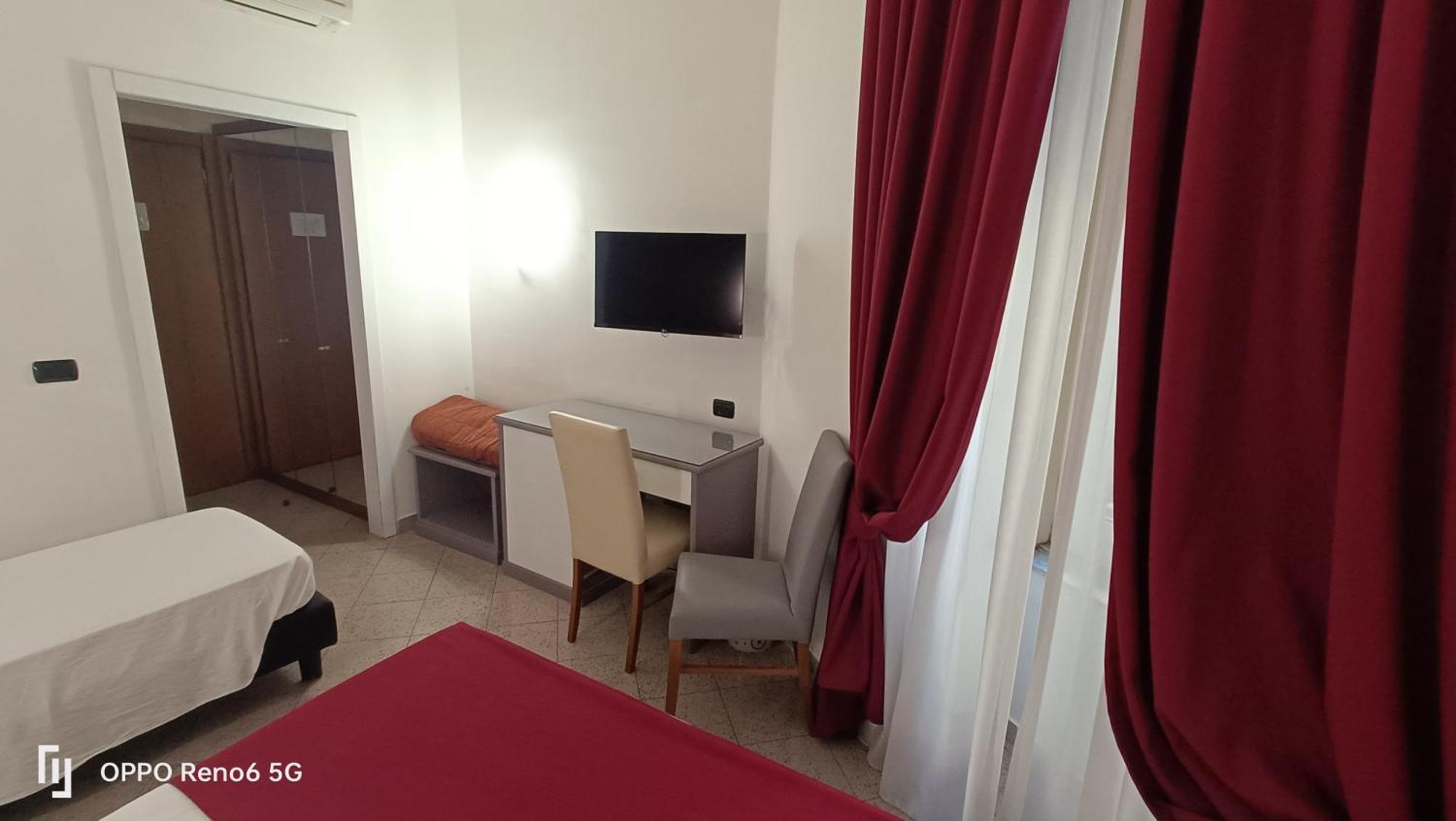 House 4 Mori Otel Roma Dış mekan fotoğraf